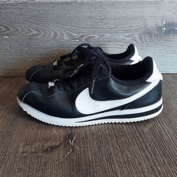 Nike CORTEZ ‘72 Basic BLACK & White LEATHER Sneakers 819719-012 Men\'s Size 7 main image 4